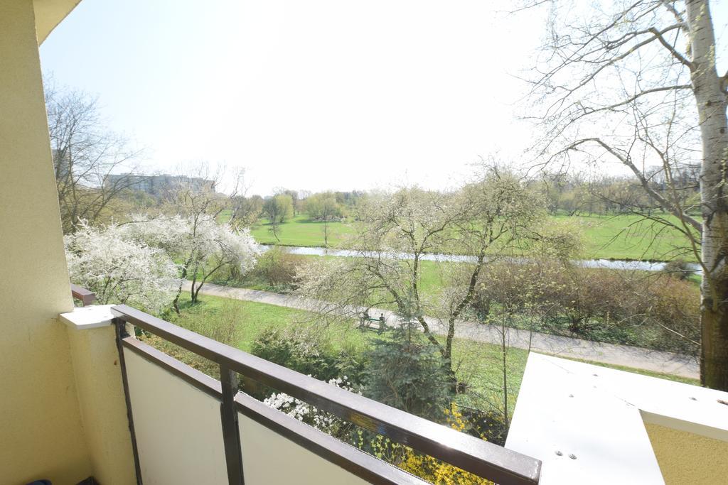 Elegant Apartment Stadion Narodowy Варшава Екстериор снимка