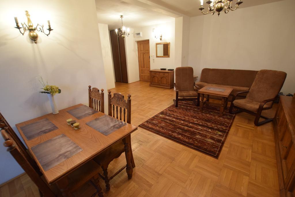 Elegant Apartment Stadion Narodowy Варшава Екстериор снимка